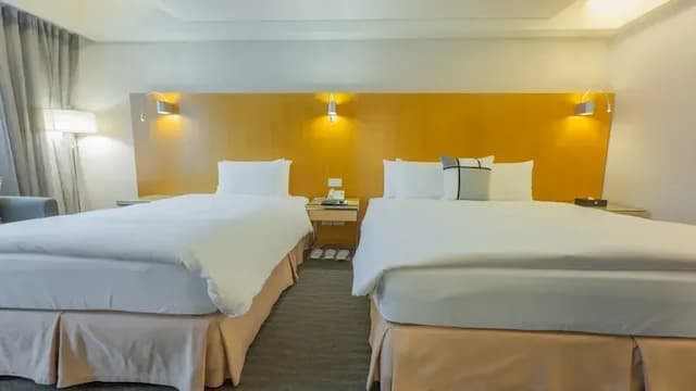 Tempus Hotel-Classic Triple Room-without breakfast-4