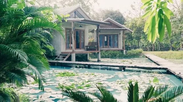 The Gargen Echo-Deluxe  poolside room-10