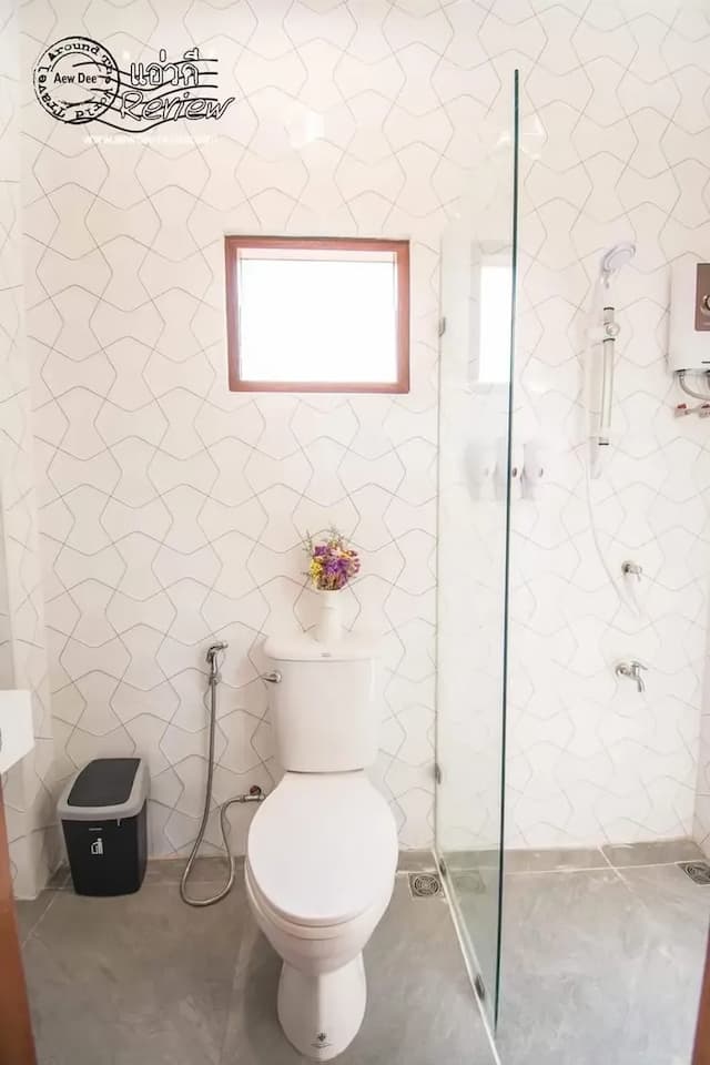 The Gargen Echo-Deluxe  poolside room-1