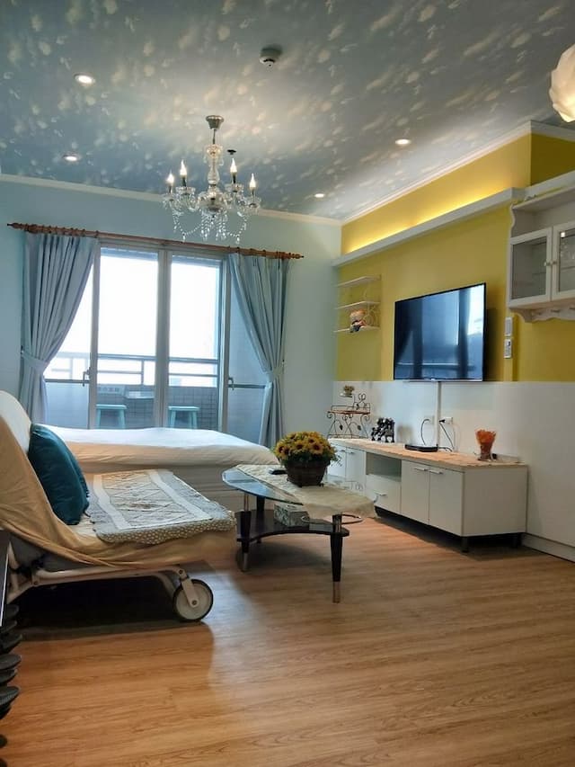 Moten Bay Hotel-Deluxe Family Six Room-6