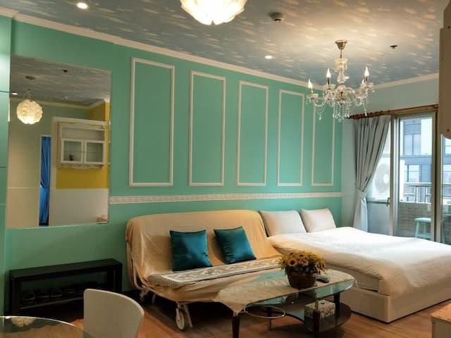 Moten Bay Hotel-Deluxe Family Six Room-5