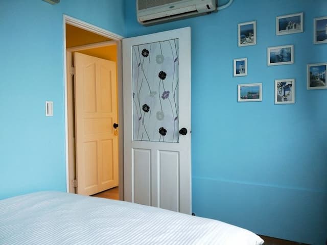 Moten Bay Hotel-Deluxe Family Six Room-2