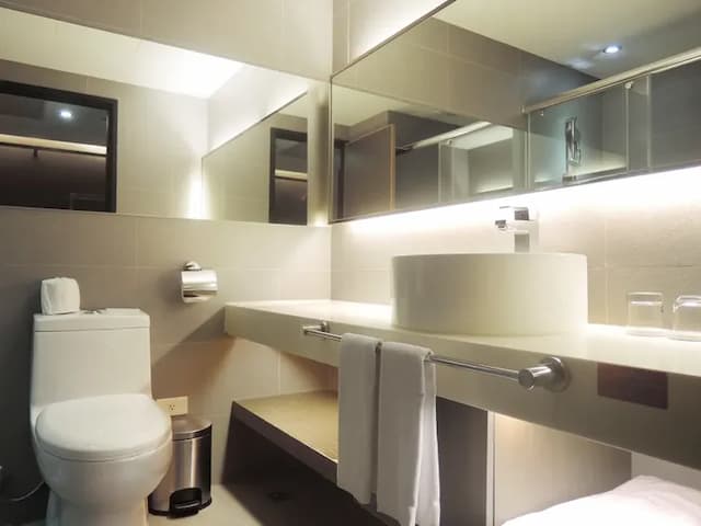 雀客藏居花蓮林森-經典雙床客房-5