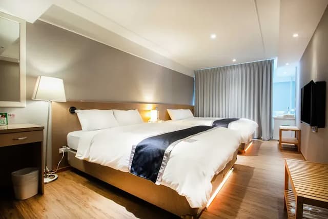 尚印旅店Stay Inn (緊鄰雙連捷運3分鐘)-經典四人房-1