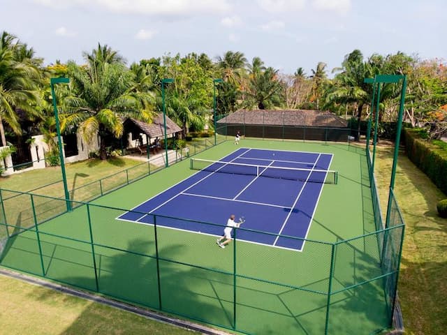tennis court