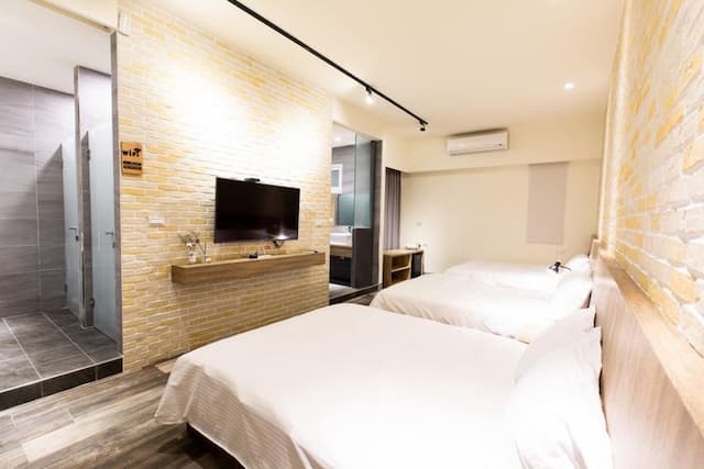 觅净拾光轻旅民宿-101 六人套房-3