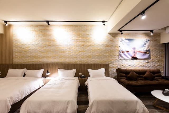 觅净拾光轻旅民宿-202 VIP 四人套房-1