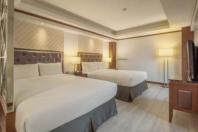 Hotel Dion-Luxury two king size bed-12