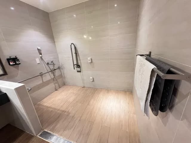 墾丁茉莉灣海景渡假酒店-友善六人房(無障礙設施)-5