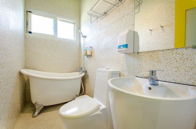 陽光屋民宿-四人房-3