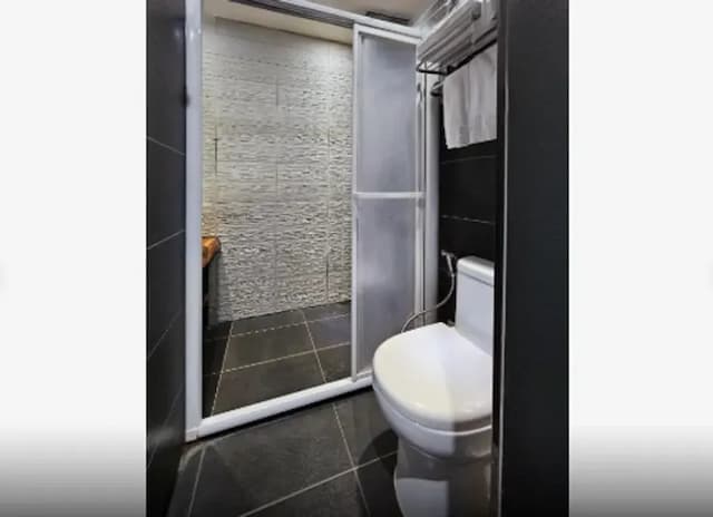 Herb Art Hotel-Superior Triple Room-5