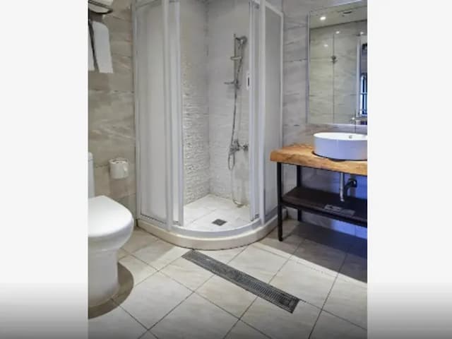 Herb Art Hotel-Luxury  Quadruple Room-5