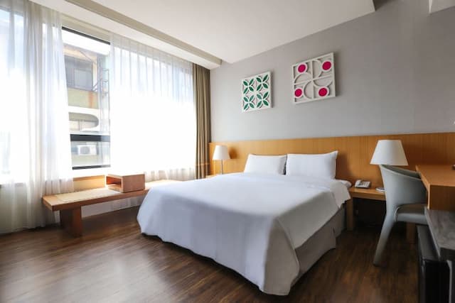 Roots Chew Hotel-Superior Double Room-7