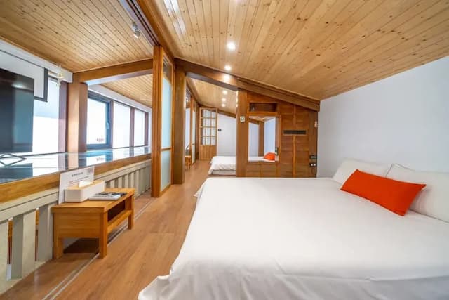 Guangguang | home and residential houses-【Suehirodori】Japan stylish entire house | Suitable for 6 people-1