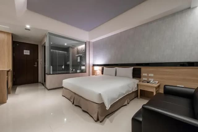 南科贊美酒店｜親子友善-豪華雙人房(一大床)-3