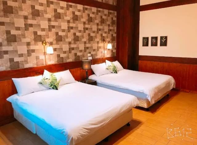 Sun Moon Heart Hostel-Quadruple Room with Private Bathroom-1