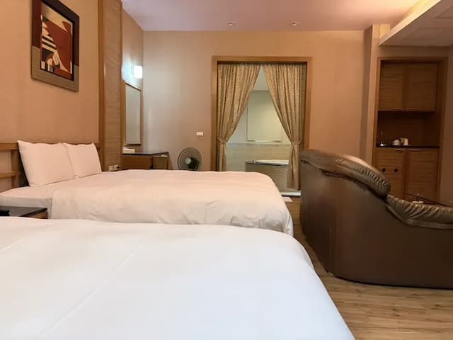 Lisa motel-Elite Quadruple Room-5