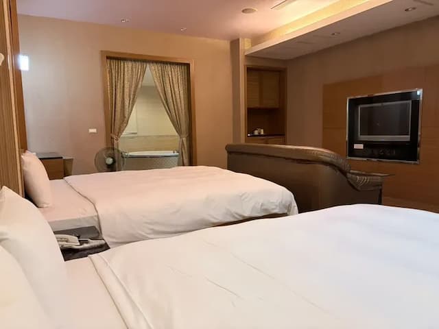 Lisa motel-Elite Quadruple Room-7