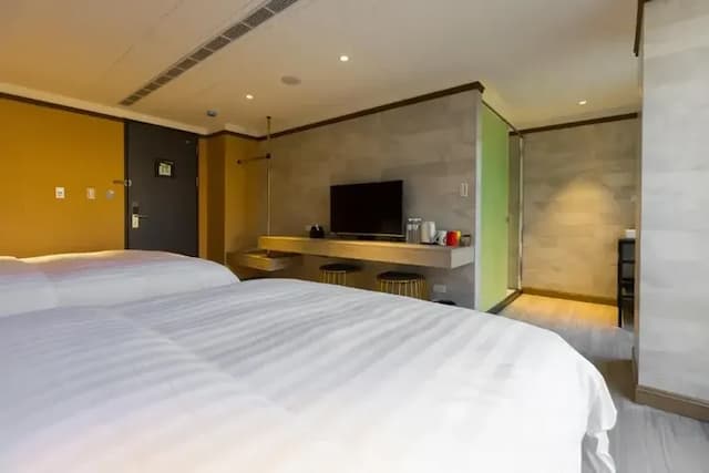 Q21 Hotel ｜帝后大飯店｜高雄音樂中心-【麗星郵輪獨享】四人房-2