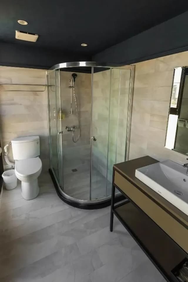 Q21 Hotel ｜帝后大飯店｜高雄音樂中心-【麗星郵輪獨享】標準雙人房（一大床）-4