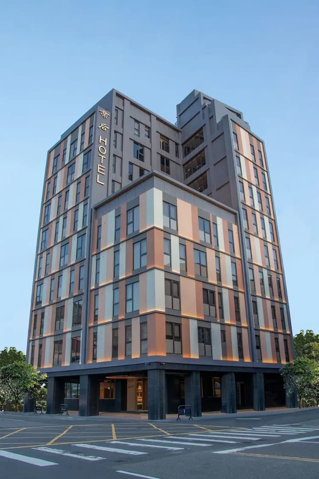 Q21 Hotel ｜帝后大飯店｜高雄音樂中心-【麗星郵輪獨享】標準雙人房（一大床）-6