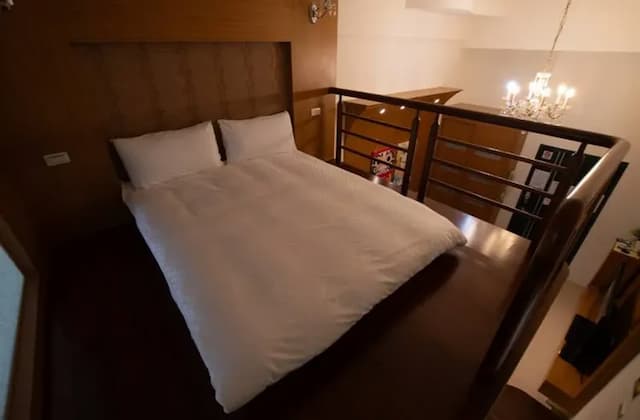 奢華樓中樓四人房