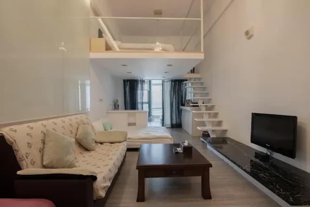 景觀樓中樓四人房