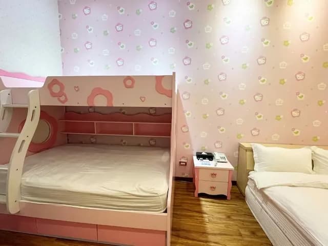 親子四人房(Kitty)