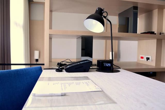 Jolley Hotel-Family Suite (one big bed and one small bed)-7