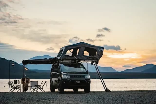 【日本· 東京露營車體驗】四天三夜｜車頂帳篷、含露營裝備 (需國際駕照)-2人 SUZUKI 藍色 jimnySIERRA | 超人氣露營車！車頂帳篷-1
