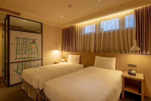 谦商旅东门馆-Accessible Twin Room (Windowless)-1