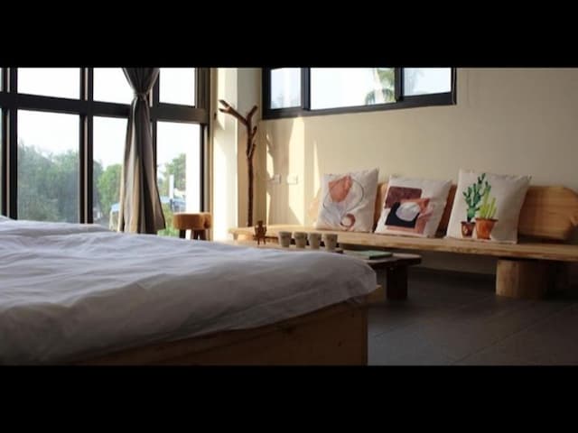 White house 35 B&B-Quadruple Room With Sea View-4