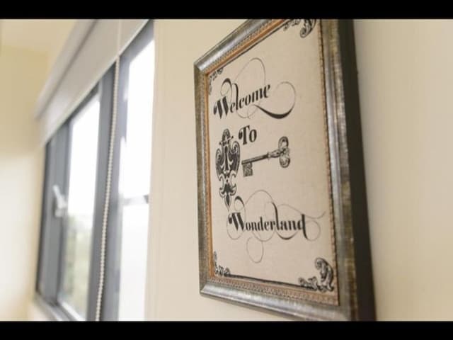 White house 35 B&B-Ocean View Quadruple With Bathtub-6