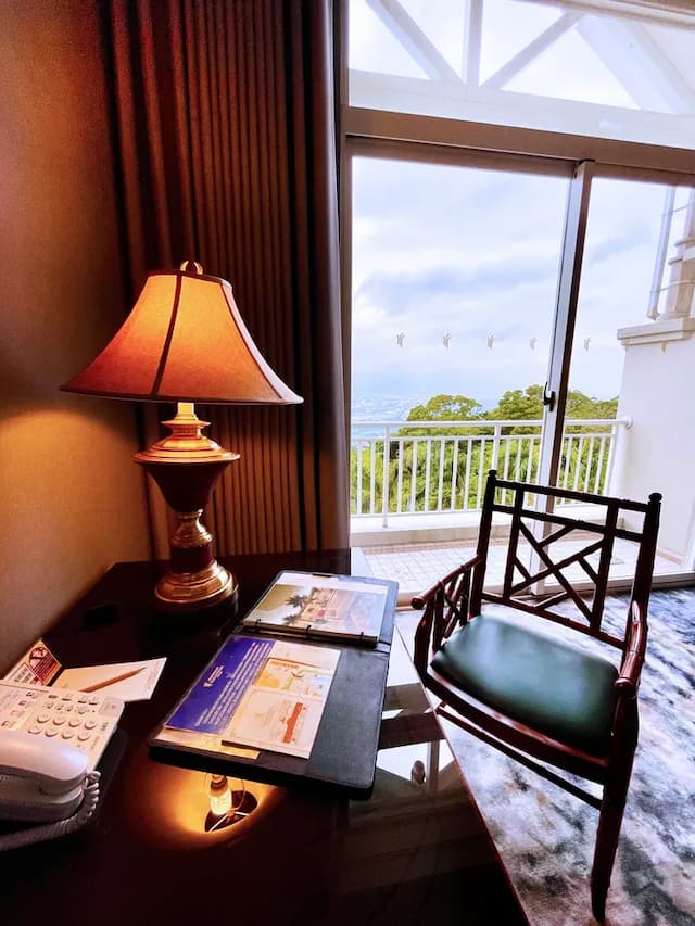 遠雄悅來大飯店-精緻山景客房(一大床) ｜Room only-3