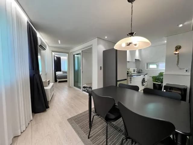 ’獨價’  [NEW]BIBI Hongdae Deluxe Two-Bedroom Apartment-[NEW]BIBI Hongdae Deluxe Two-Bedroom Apartment-1