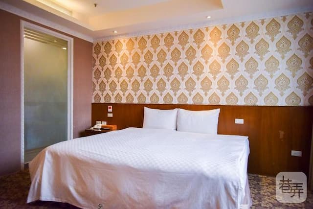 金色年代旅店-精緻雙人房-5