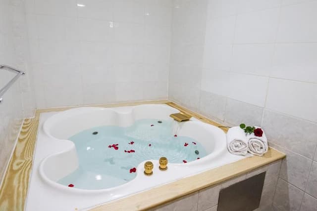 金色年代旅店-豪華雙人房-3