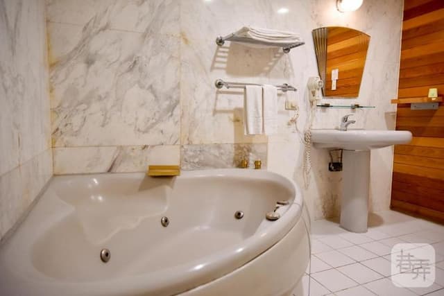 金色年代旅店-高級雙人房-10