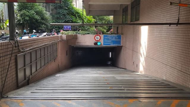 金色年代旅店-家庭四人房-7