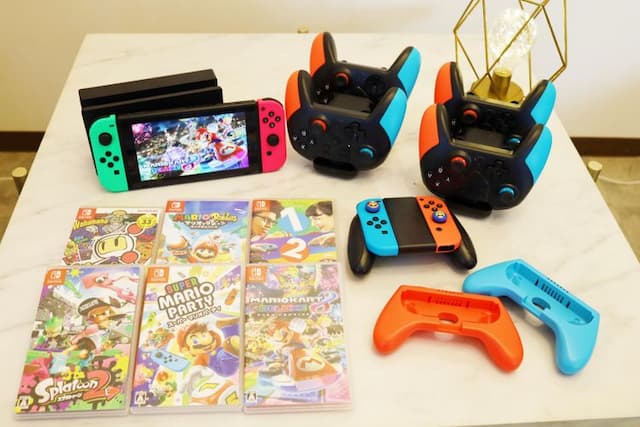 《追加オプション》2000円/ Nintendo Switch お楽しみいただけます コントローラー8台 マリオカート、マリオパーティー、マリオ＋ラビッツ、ボンバーマン、１−２Switch、スプラトゥーン 100インチ・プロジェクター ご希望の場合はチェックイン2日前までにお申し付けください