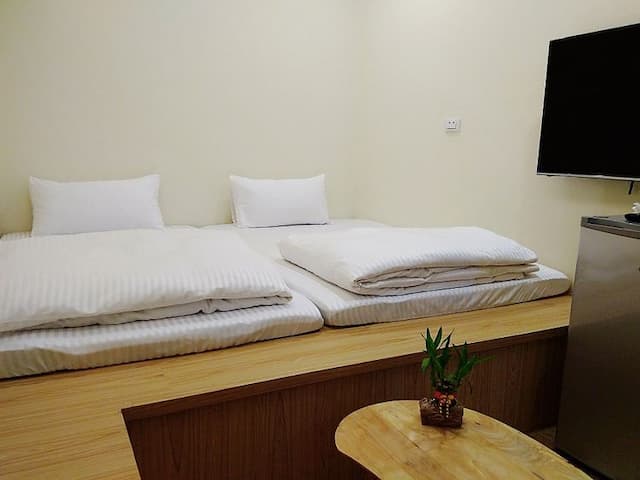 펑 클랜 베어 홈  (Feng clan bear home)-F5D2N(New and exquisite family 5 people room) (2 rooms, 2 bathrooms, 1 living room) Taichung Fengjia Night Market Accommodation-8