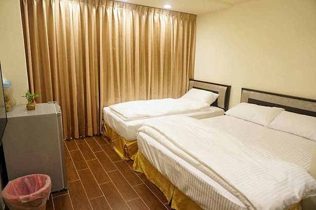 펑 클랜 베어 홈  (Feng clan bear home)-F6D1N(New and exquisite family 6 people room) (2 rooms, 2 bathrooms, 1 living room) Taichung Fengjia Night Market Accommodation-7