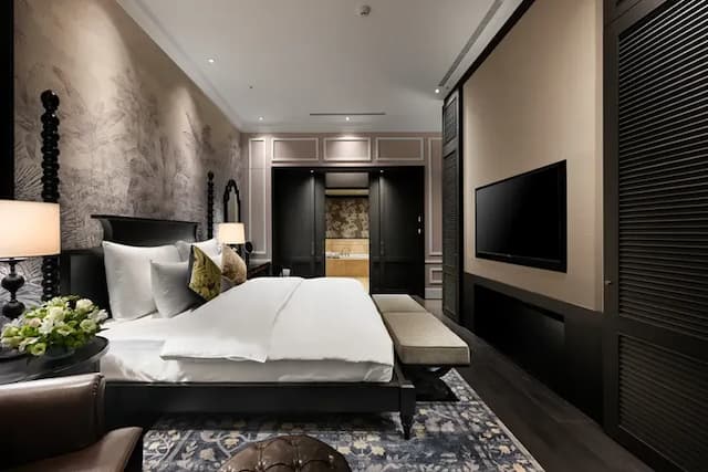 遠雄悅來大飯店-經典山景套房(一大床)｜Room only-1