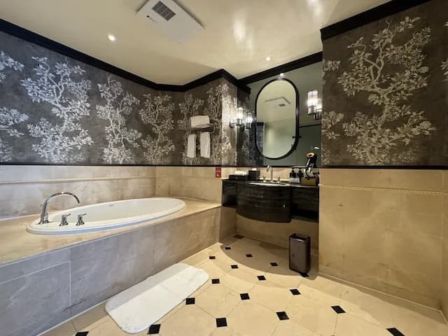 遠雄悅來大飯店-豪華海景套房(一大床)｜Room only-6