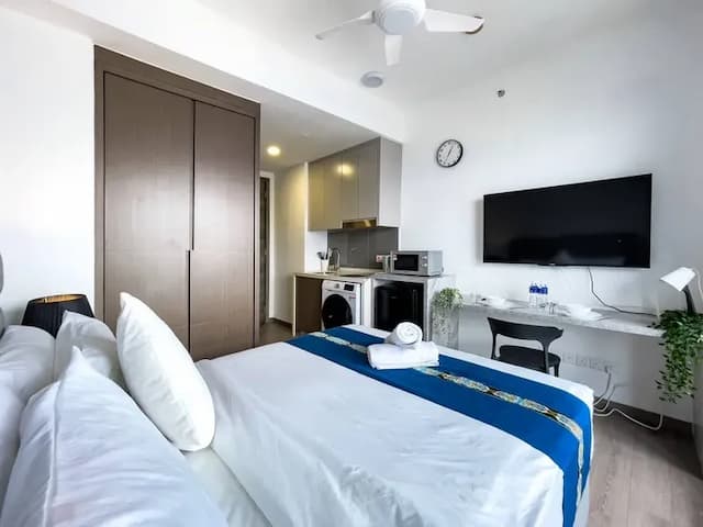 Agile Residence TRX by Isabella-Premium Family Room-12