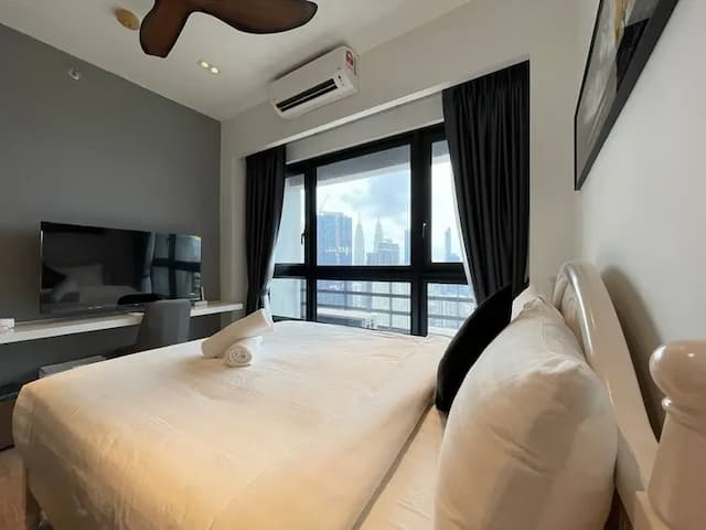 Agile Residence TRX by Isabella-Premium 3-bed Room-14