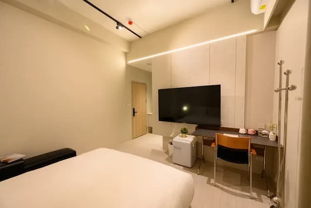 Mr.Petter-Deluxe Double Room-4