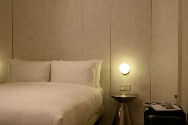 Mr.Petter-Deluxe Double Room-1