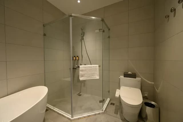 Mr.Petter-Deluxe Triple Room-7