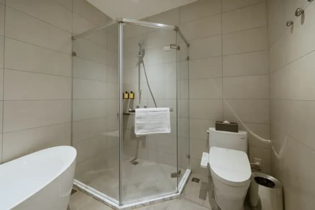 Mr.Petter-Deluxe Triple Room-4